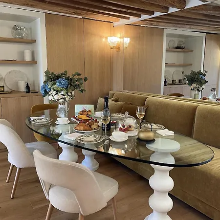 Luxueux Appartement, Avec Terrasse Vue Champs-elysees Paris